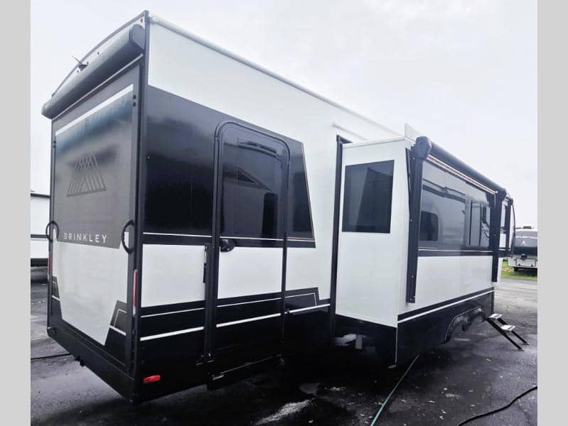 2026 Brinkley RV 2026 Brinkley RV Model Z - thumbnail 7
