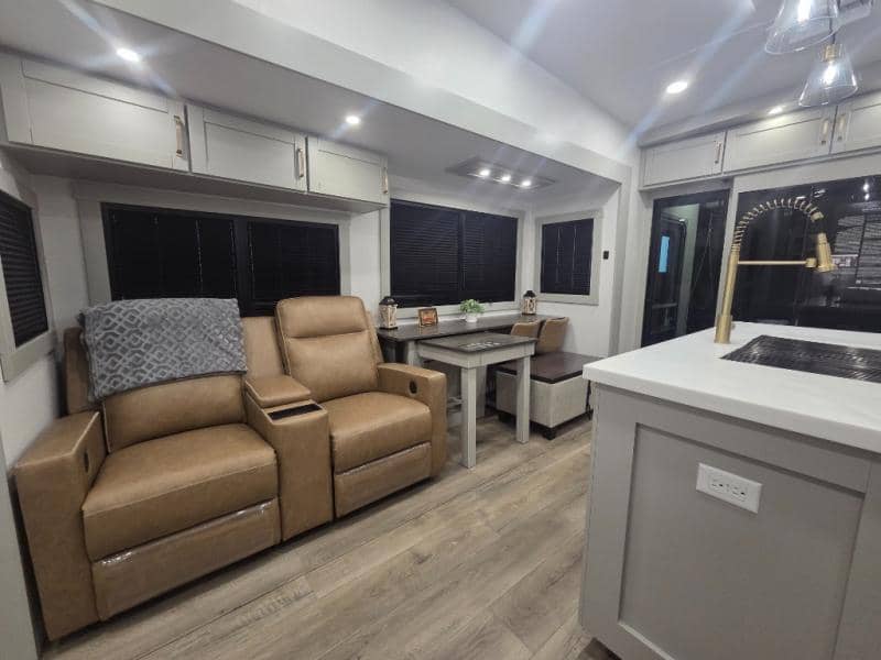 2026 Brinkley RV 2026 Brinkley RV Model Z - thumbnail 10