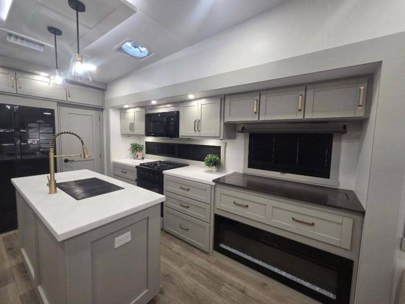 2026 Brinkley RV 2026 Brinkley RV Model Z - thumbnail 13