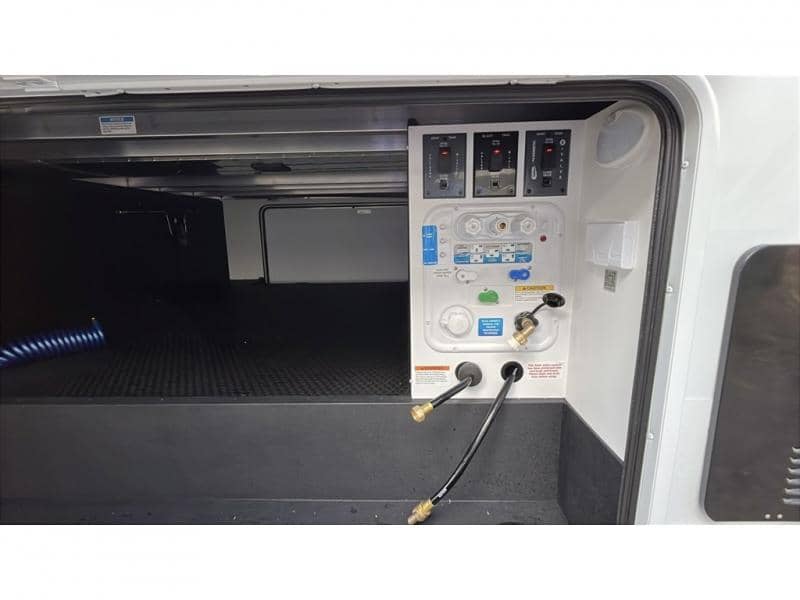 2026 Brinkley RV 2026 Brinkley RV Model Z - thumbnail 6