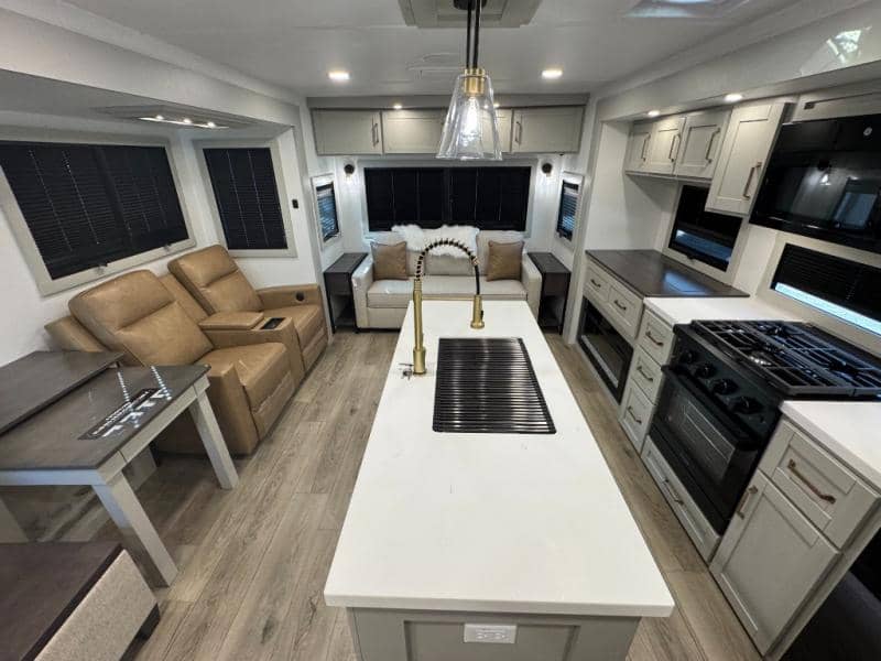 2026 Brinkley RV 2026 Brinkley RV Model Z - thumbnail 10