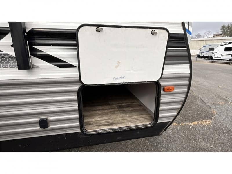 2022 Coleman 2022 Coleman Lantern LT Series - thumbnail 10