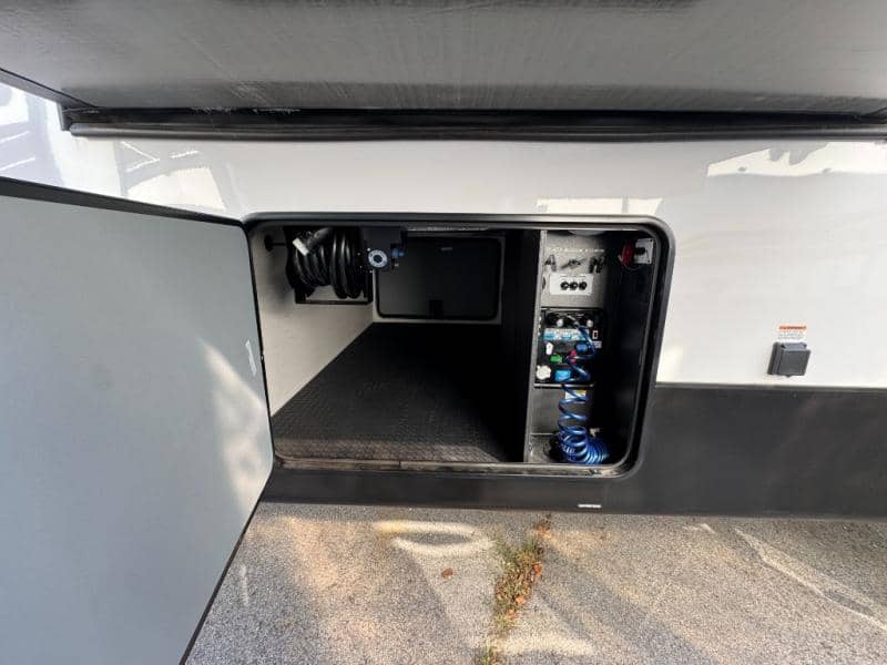 2023 Forest River 2023 Forest River Cedar Creek - thumbnail 6