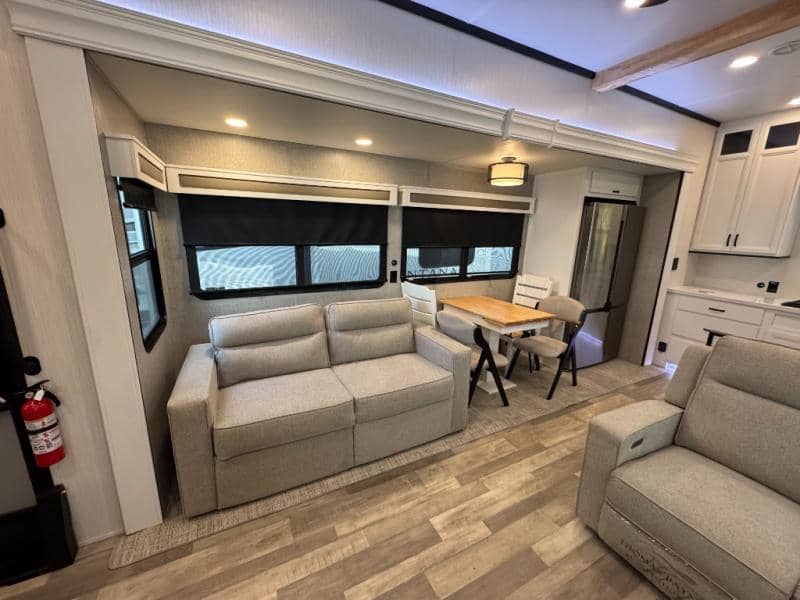 2023 Forest River 2023 Forest River Cedar Creek - thumbnail 13