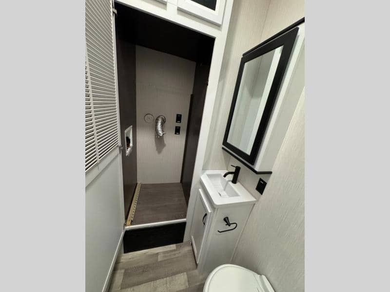 2023 Forest River 2023 Forest River Cedar Creek - thumbnail 23