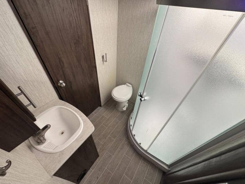 2020 Forest River 2020 Forest River Cherokee Artic Wolf - thumbnail 18