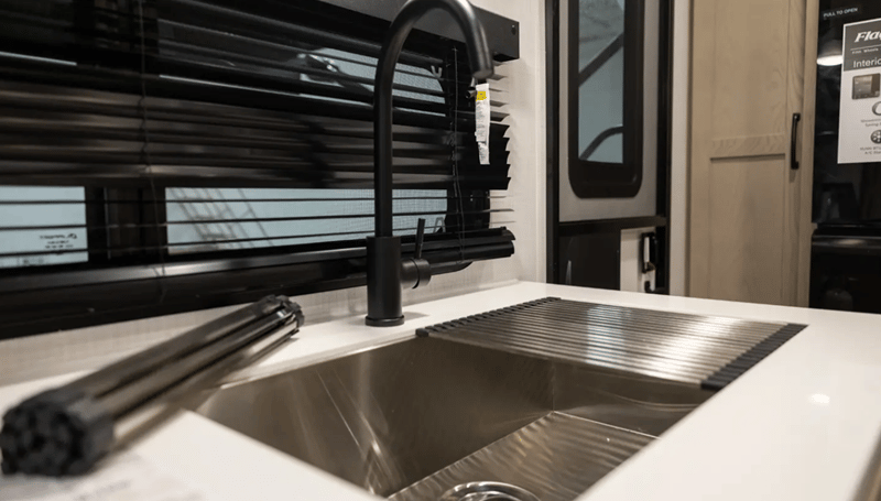 2026 Forest River 2026 Forest River Flagstaff Micro Lite - thumbnail 24