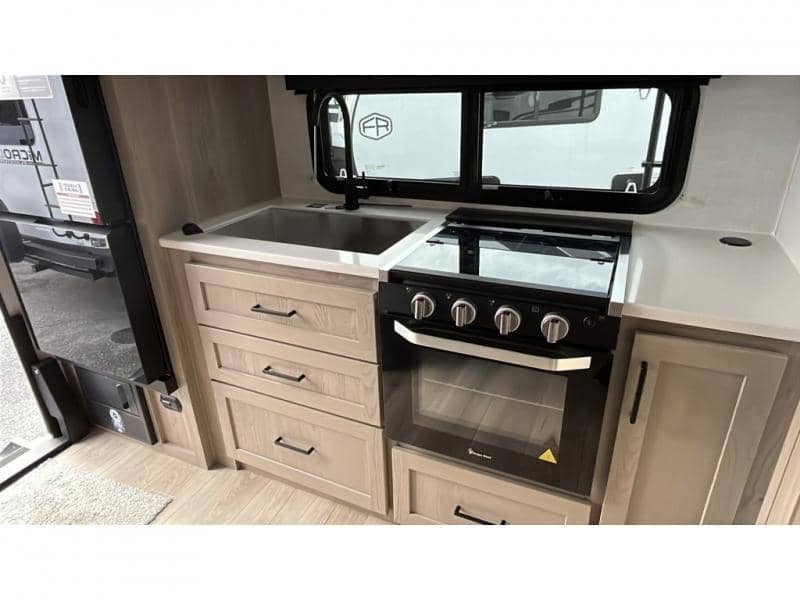 2026 Forest River 2026 Forest River Flagstaff Micro Lite - thumbnail 18