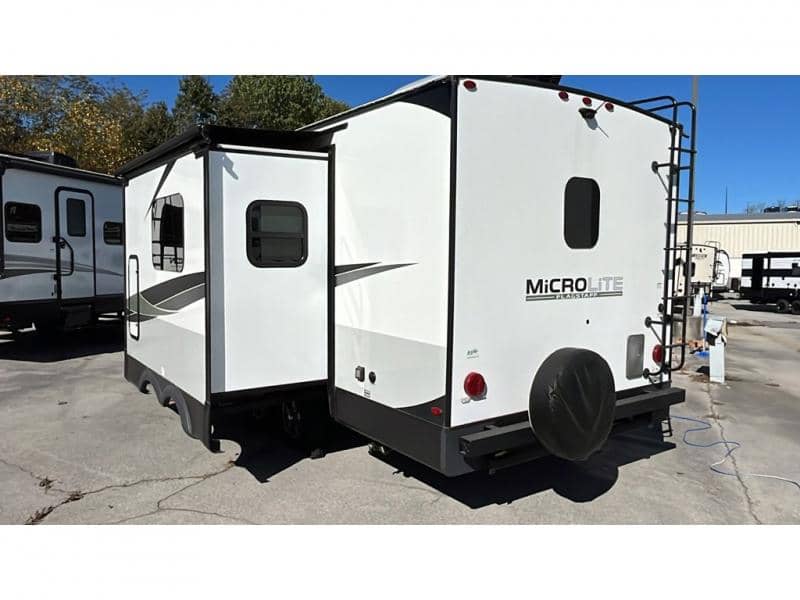 2023 Forest River 2023 Forest River Flagstaff Micro Lite - thumbnail 4