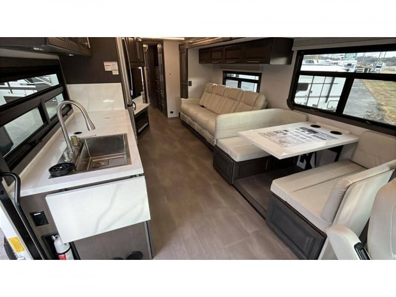 2026 Forest River 2026 Forest River Georgetown 7 Series GT7 - thumbnail 11