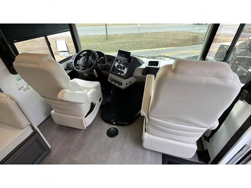 2026 Forest River 2026 Forest River Georgetown 7 Series GT7 - thumbnail 21