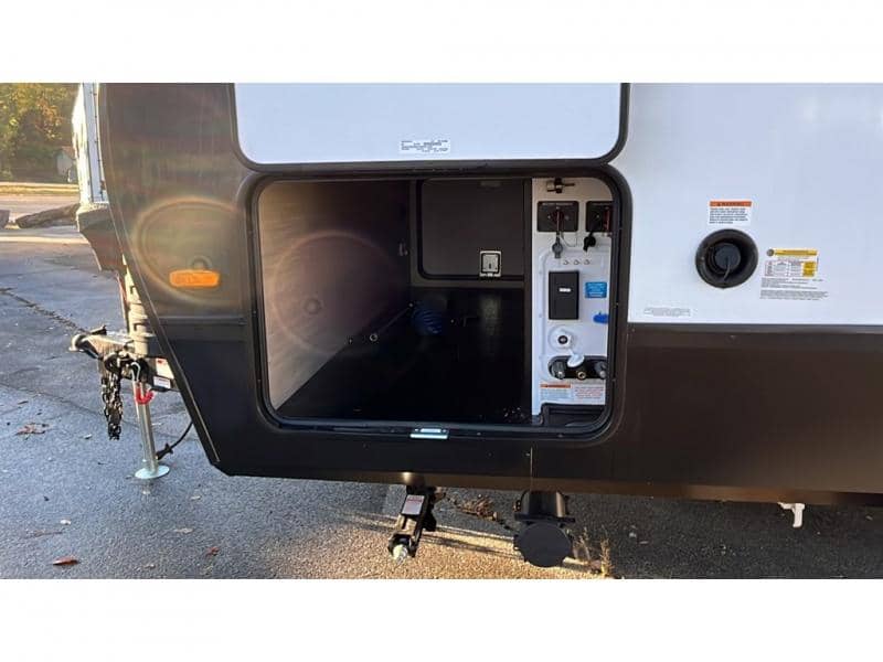 2026 Grand Design 2026 Grand Design Imagine - thumbnail 6