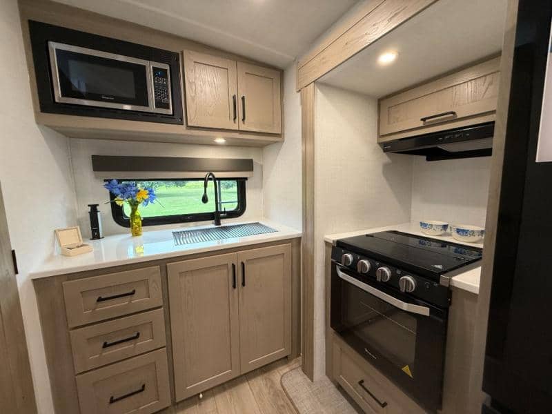 2026 Forest River 2026 Forest River Flagstaff Micro Lite - thumbnail 9