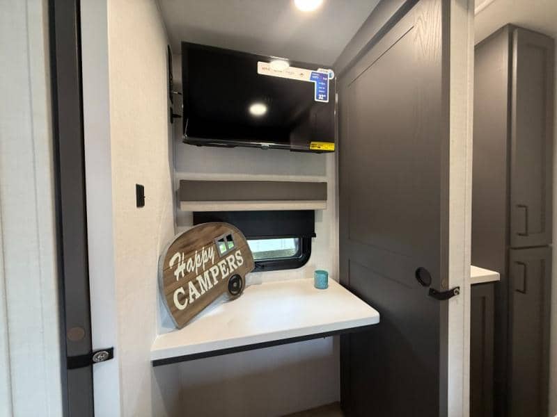 2026 Forest River 2026 Forest River Flagstaff Super Lite - thumbnail 17