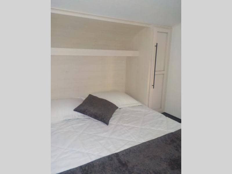 2025 Forest River 2025 Forest River Sabre - thumbnail 17