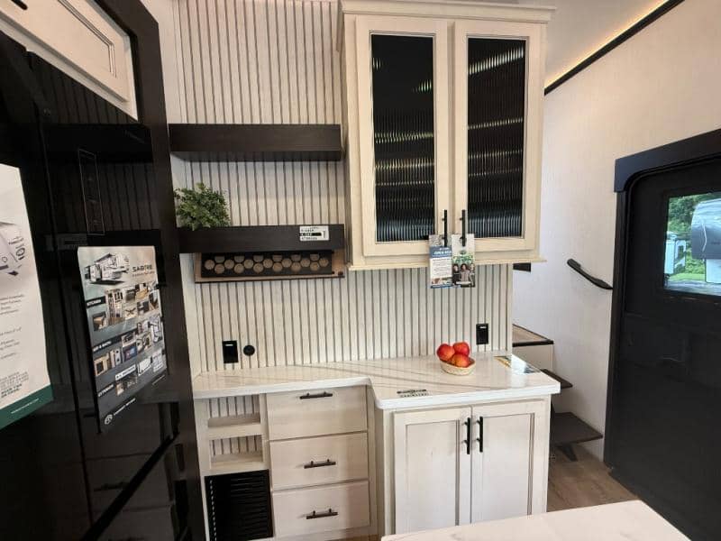 2026 Forest River 2026 Forest River Sabre - thumbnail 15