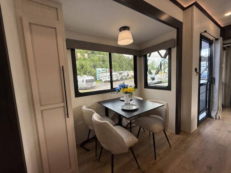 2026 Forest River 2026 Forest River Sabre - thumbnail 18