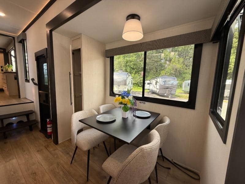 2026 Forest River 2026 Forest River Sabre - thumbnail 19