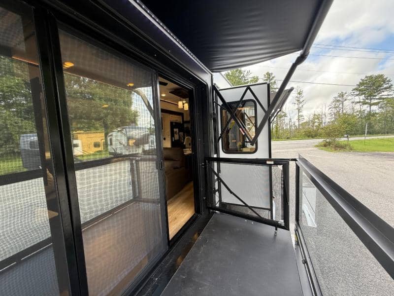 2026 Forest River 2026 Forest River Sabre - thumbnail 23