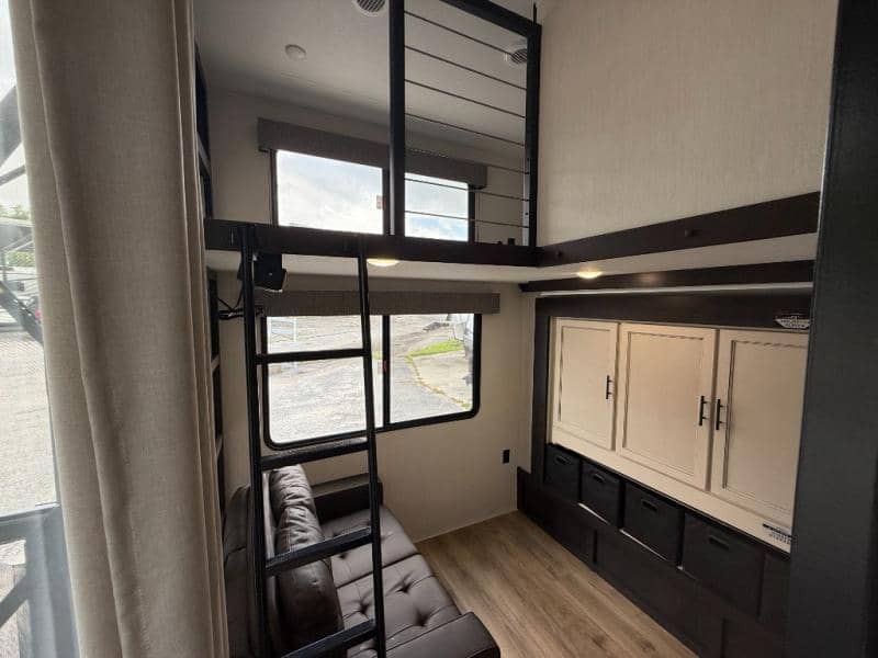 2026 Forest River 2026 Forest River Sabre - thumbnail 26