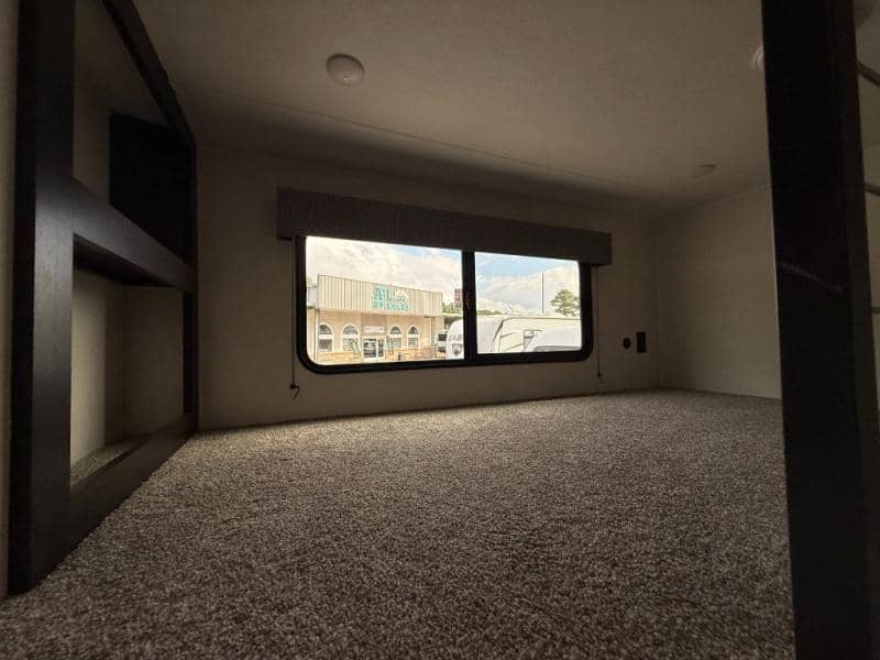 2026 Forest River 2026 Forest River Sabre - thumbnail 32