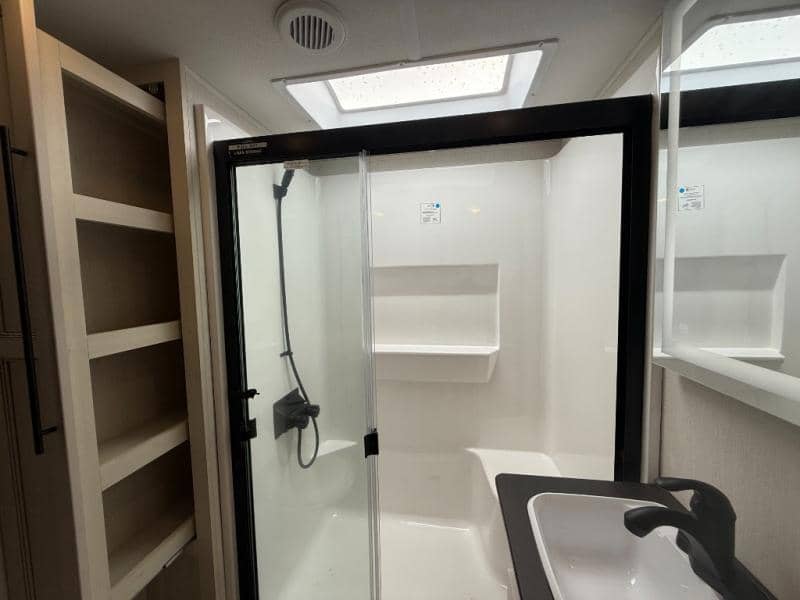 2026 Forest River 2026 Forest River Sabre - thumbnail 35