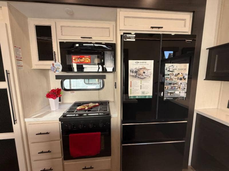 2026 Forest River 2026 Forest River Sabre - thumbnail 9