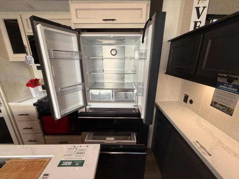 2026 Forest River 2026 Forest River Sabre - thumbnail 10