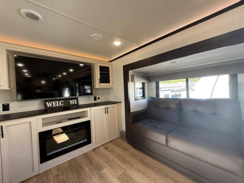 2026 Forest River 2026 Forest River Sabre - thumbnail 27