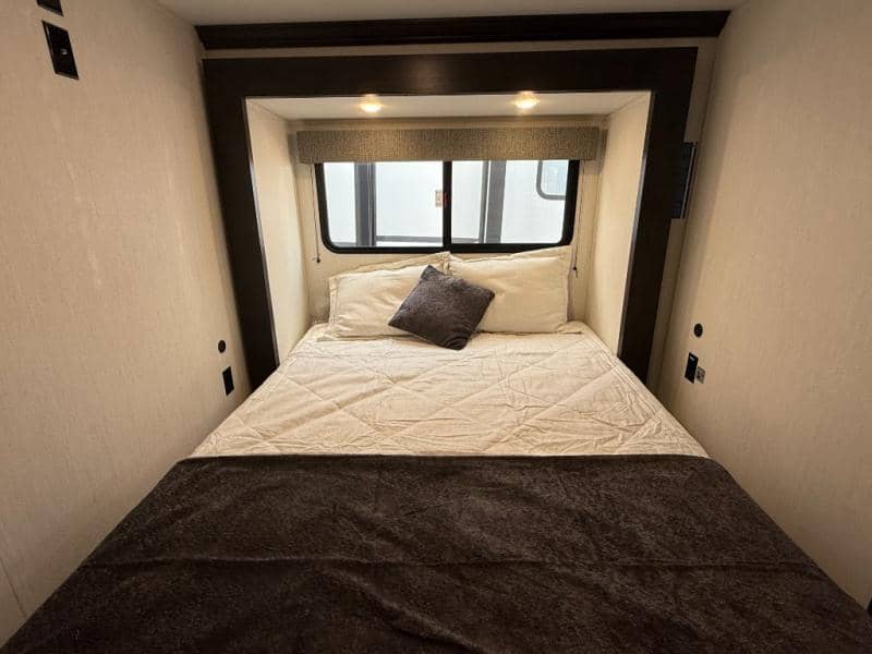 2026 Forest River 2026 Forest River Sabre - thumbnail 23