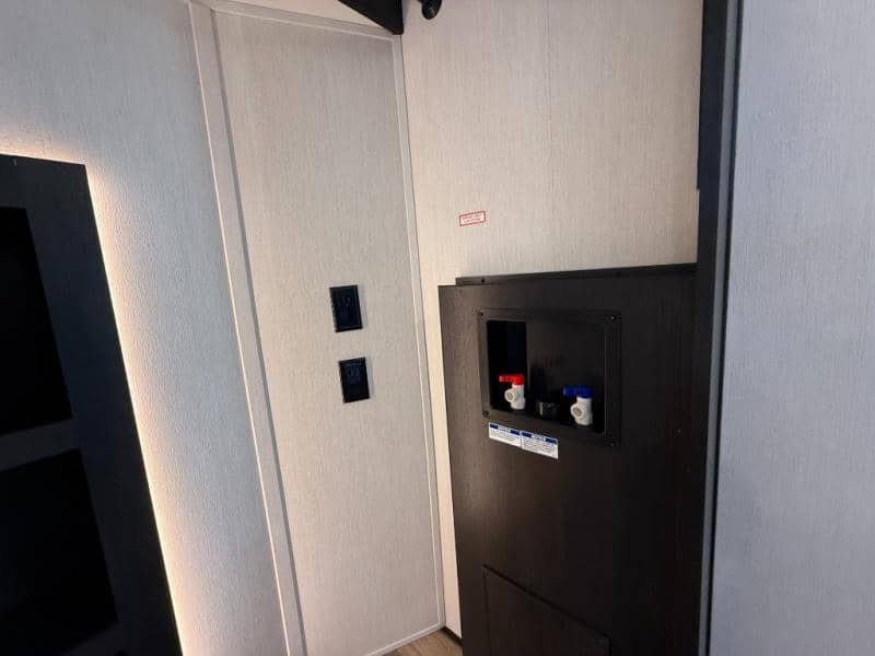 2026 Forest River 2026 Forest River Sabre - thumbnail 37