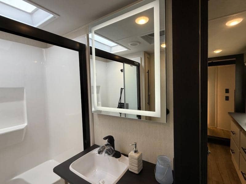 2026 Forest River 2026 Forest River Sabre - thumbnail 40