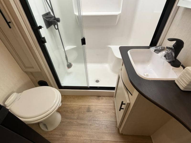 2026 Forest River 2026 Forest River Sabre - thumbnail 43