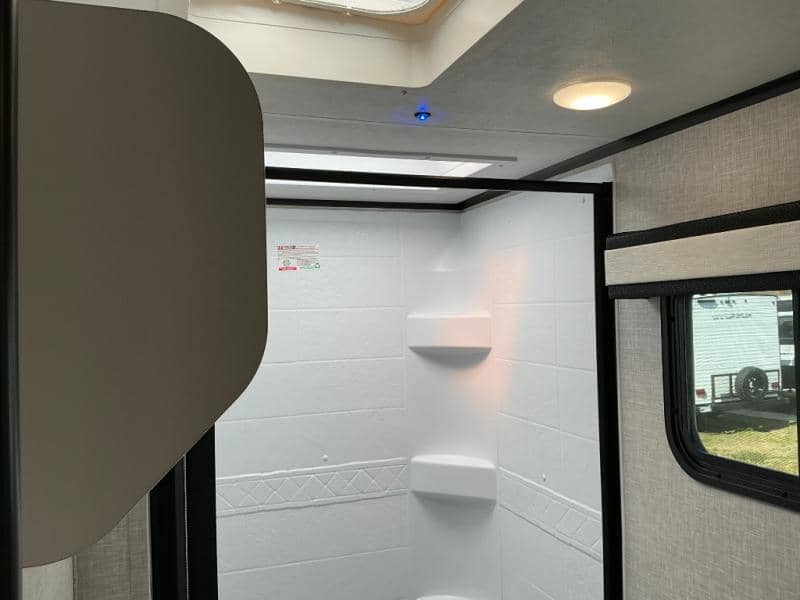 2025 Jayco 2025 Jayco Jay Feather - thumbnail 18