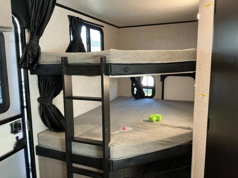 2025 Jayco 2025 Jayco Jay Feather - thumbnail 22