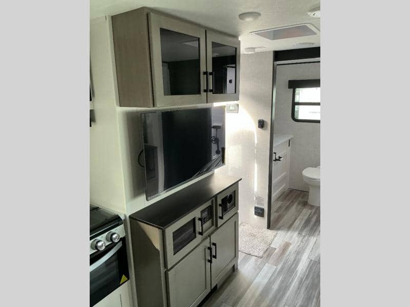 2025 Jayco 2025 Jayco Jay Feather - thumbnail 9