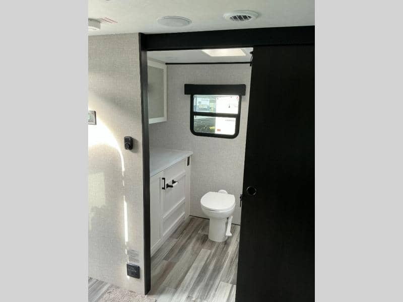 2025 Jayco 2025 Jayco Jay Feather - thumbnail 11