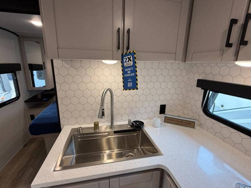 2026 Jayco 2026 Jayco Jay Feather - thumbnail 9