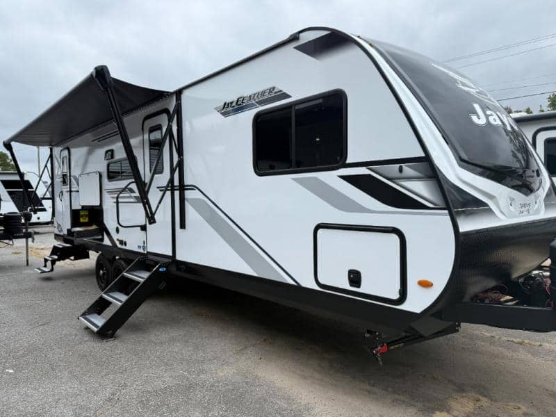 2026 Jayco 2026 Jayco Jay Feather - thumbnail 1