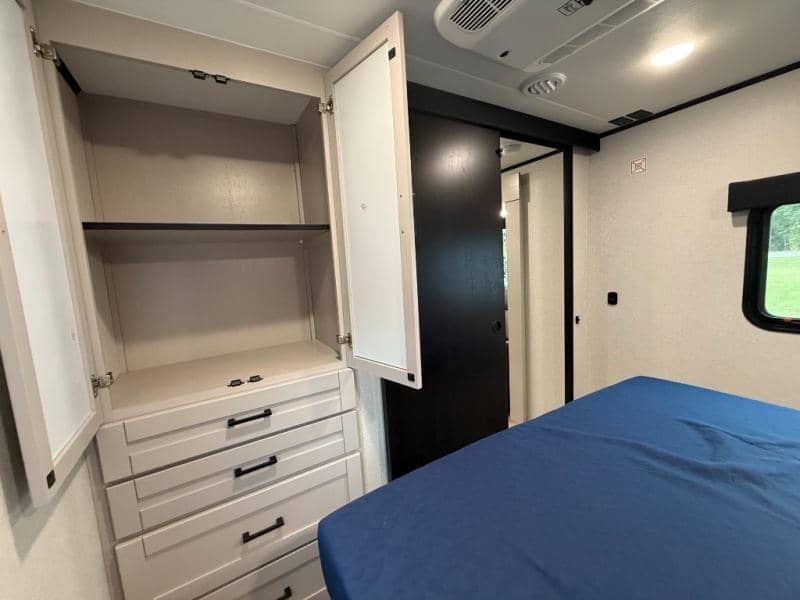 2026 Jayco 2026 Jayco Jay Feather - thumbnail 33