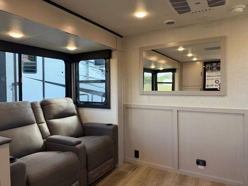 2026 Jayco 2026 Jayco Jay Feather - thumbnail 16