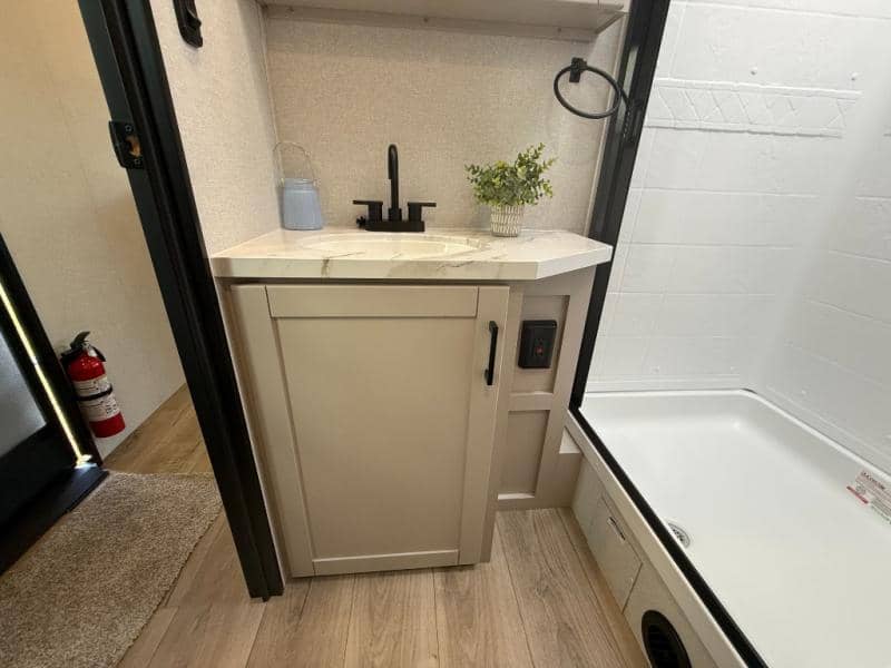 2026 Jayco 2026 Jayco Jay Feather - thumbnail 21