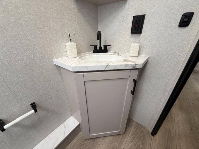 2026 Jayco 2026 Jayco Jay Feather - thumbnail 23