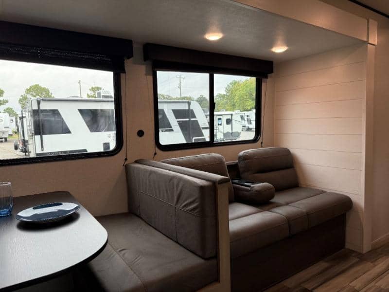 2026 Jayco 2026 Jayco Jay Flight SLX - thumbnail 16