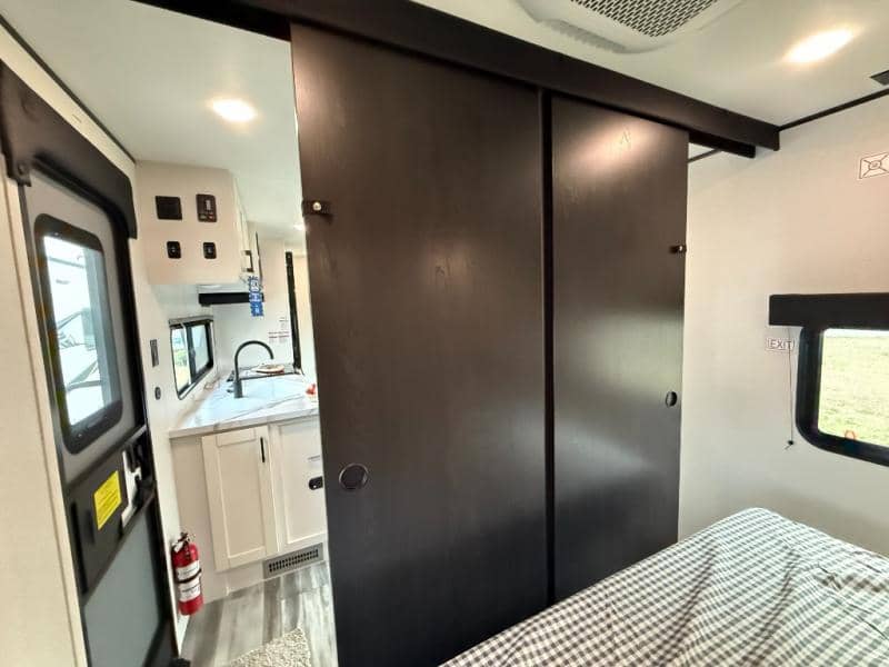 2026 Jayco 2026 Jayco Jay Flight SLX - thumbnail 34