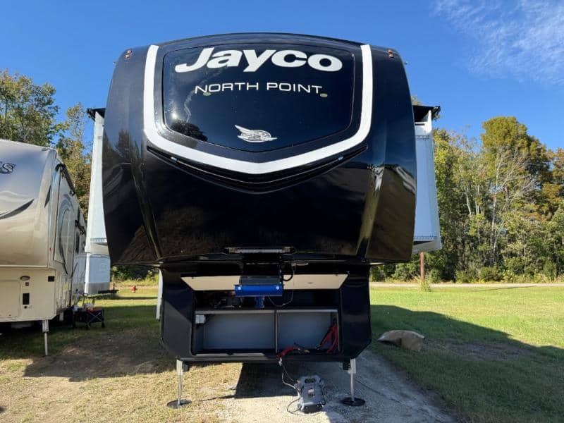 2026 Jayco 2026 Jayco North Point - thumbnail 3