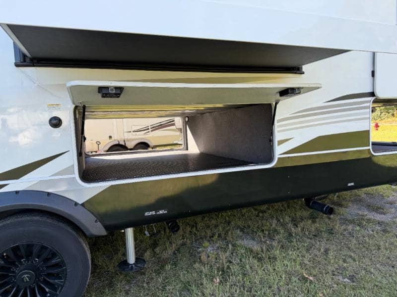 2026 Jayco 2026 Jayco North Point - thumbnail 5