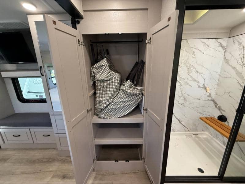 2026 Jayco 2026 Jayco North Point - thumbnail 57