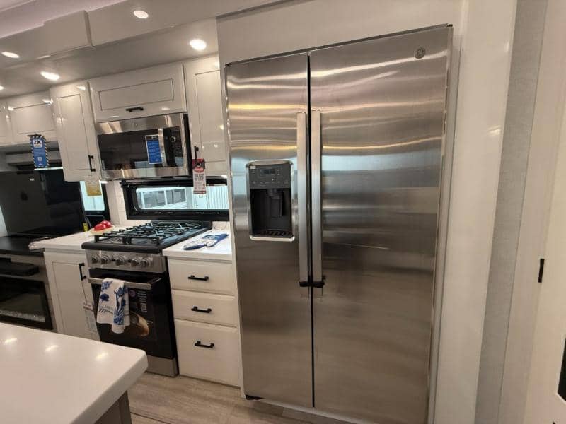 2026 Jayco 2026 Jayco Pinnacle - thumbnail 10