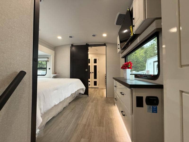 2026 Jayco 2026 Jayco Pinnacle - thumbnail 31